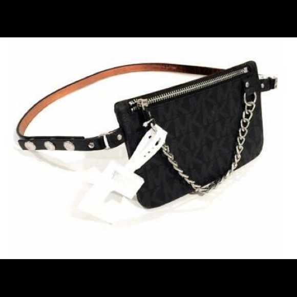 LAST ONE! Michael Kors Signature Fanny Pack belt - Picture 5 of 7